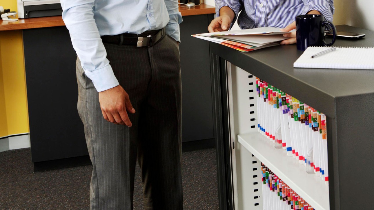 Filing Parti Lateral Filing System | Avery
