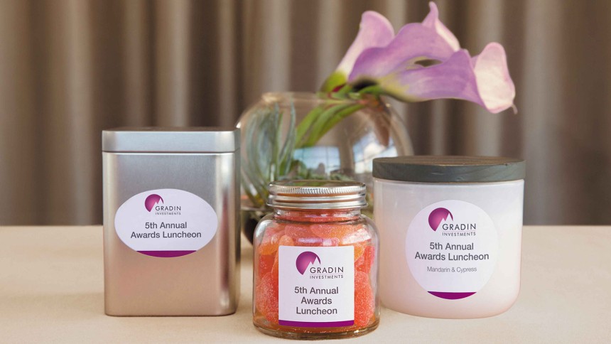 Round Gloss Label on Containers