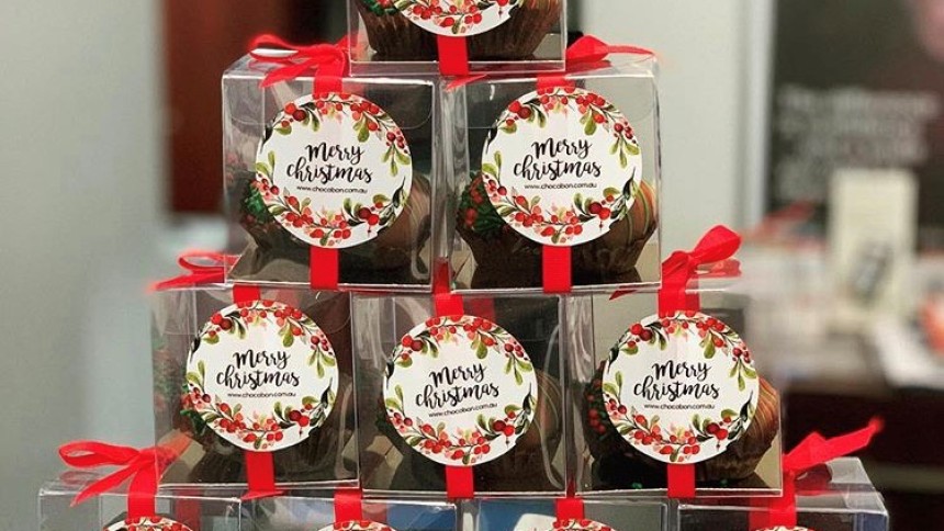 Favours 3