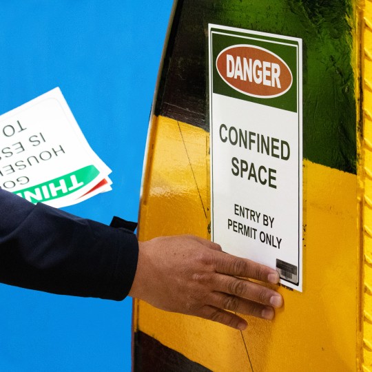 INDUSTRIAL_CONFINED SPACE_72DPI