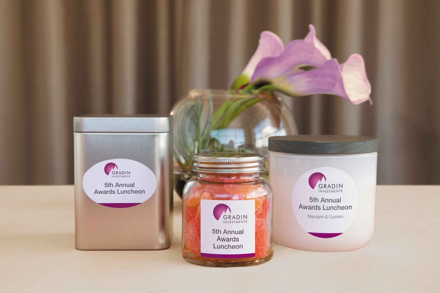 Round Gloss Label on Containers